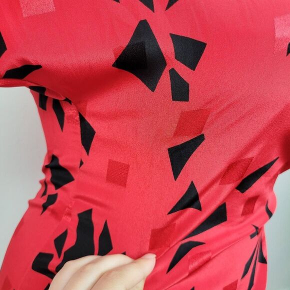 Vintage 80s Red & Black Geometric Print Wrap Dress - Picture 4 of 8